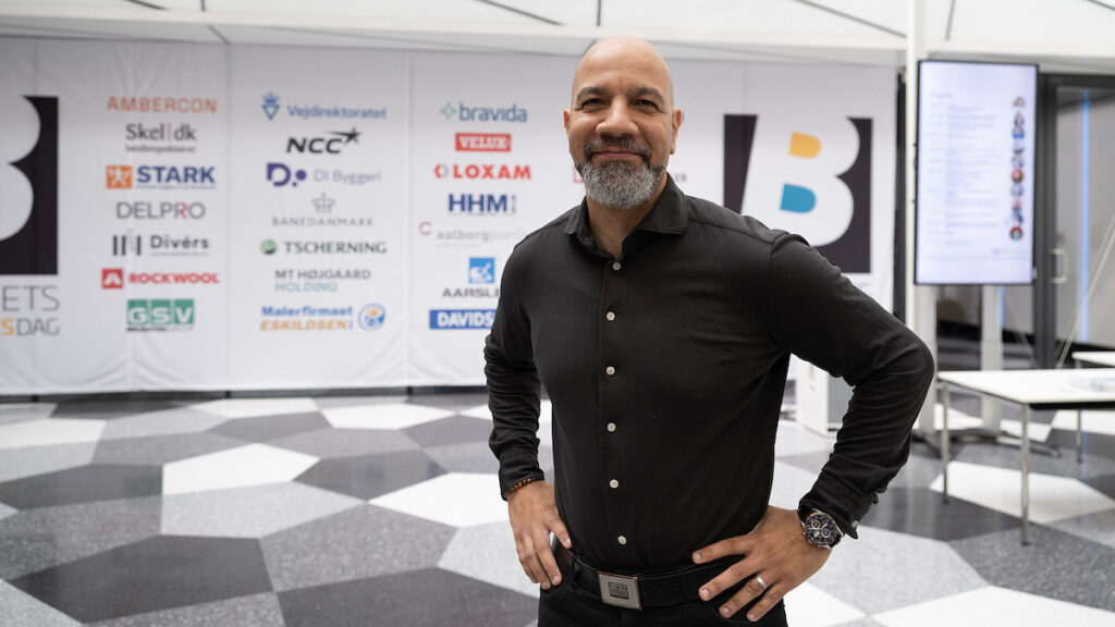 Hassan Chaachou vinder af Indsatsprisen 2025 Hassan Walid Chaachouh er vinder af Byggeriets Diversitetsdags Hæderpris - Indsatsprisen 2025